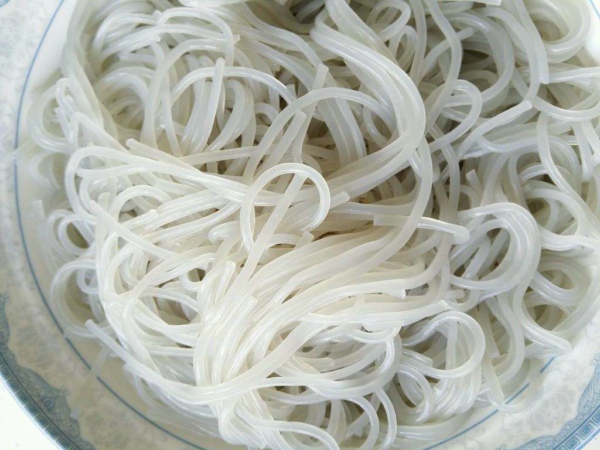 內(nèi)蒙古某鮮粉條查出鋁殘留超標(biāo)，食品安全檢測(cè)儀幫助企業(yè)解決此問(wèn)題